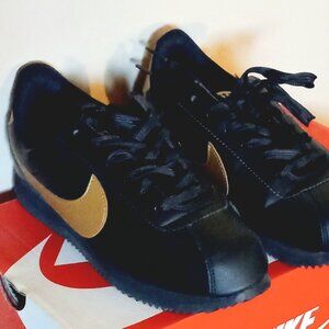 Nike Cortez Basic SL VTF